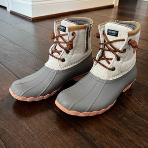 Classic Sperry Duck Boots, Kids size 4